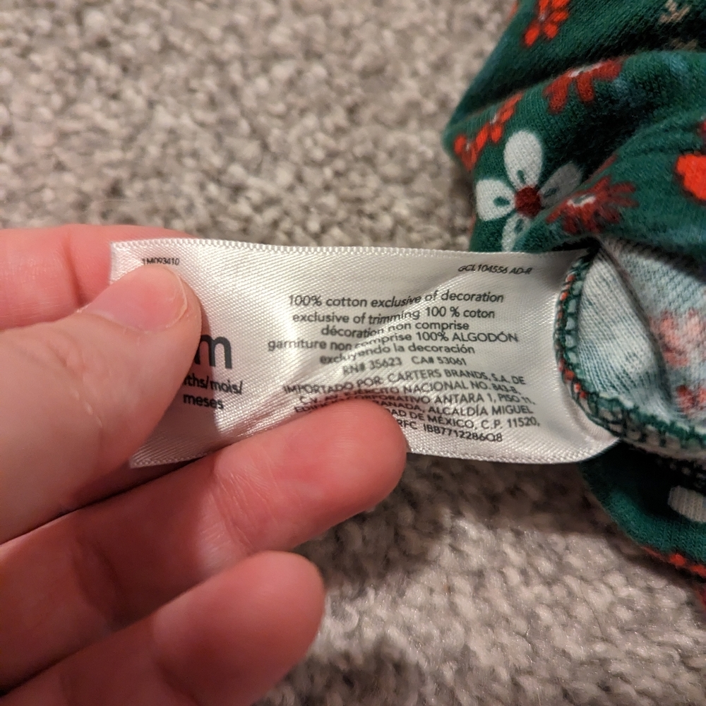 Carter's Christmas Onesie Set - Picture 11 of 16